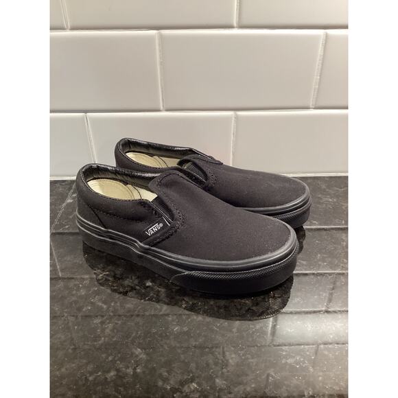 NWT Vans Off The Wall Kids Unisex Classic Slip on Sneakers Shoes Black Size 11.0 - Picture 2 of 10
